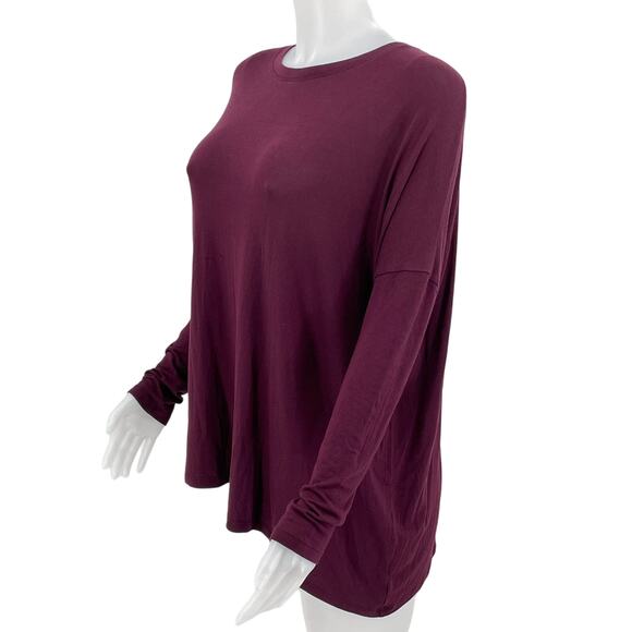 Athleta Berry Athletic Athleisure Asymmetrical Hem Long Sleeve Women's Top XS - Picture 3 of 7